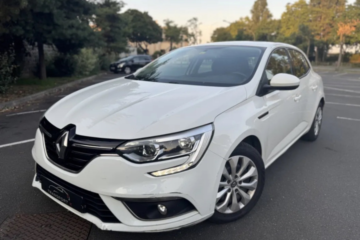 RENAULT MEGANE IV BERLINE BUSINESS