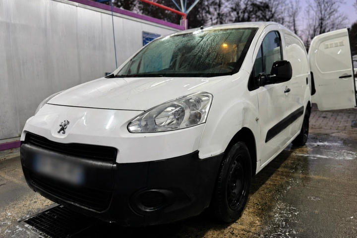 PEUGEOT PARTNER CABINE APPROFONDIE